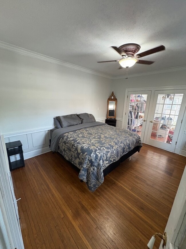 Building Photo - 447 Avondale Dr