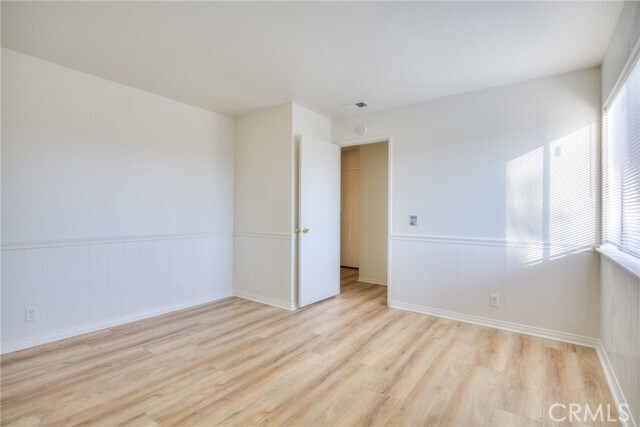 Building Photo - 901 Golden Springs Dr