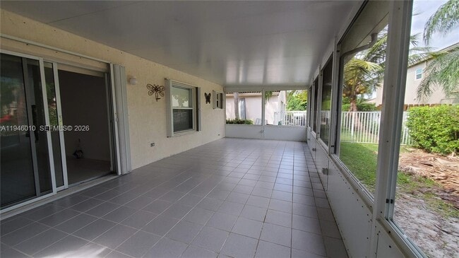 Building Photo - 4144 Sapphire Terrace