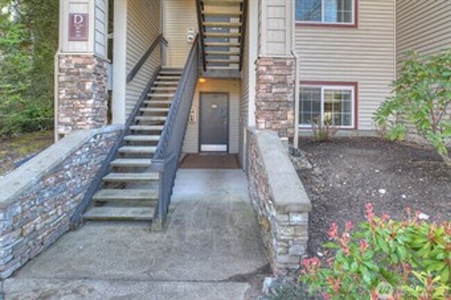 Primary Photo - 3Bd/2Bd Issaquah Condo
