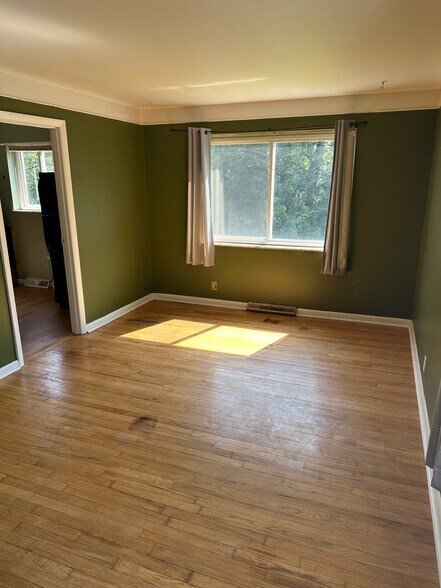 Building Photo - 3344 Buell St