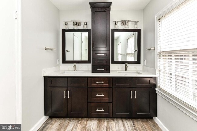 Building Photo - 1121 Portner Rd