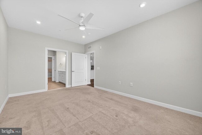 Building Photo - 21630 Hawksbill High Cir
