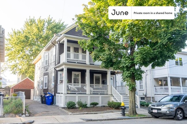 Building Photo - Room in Shared 6 bed/2 bath home in Allston
