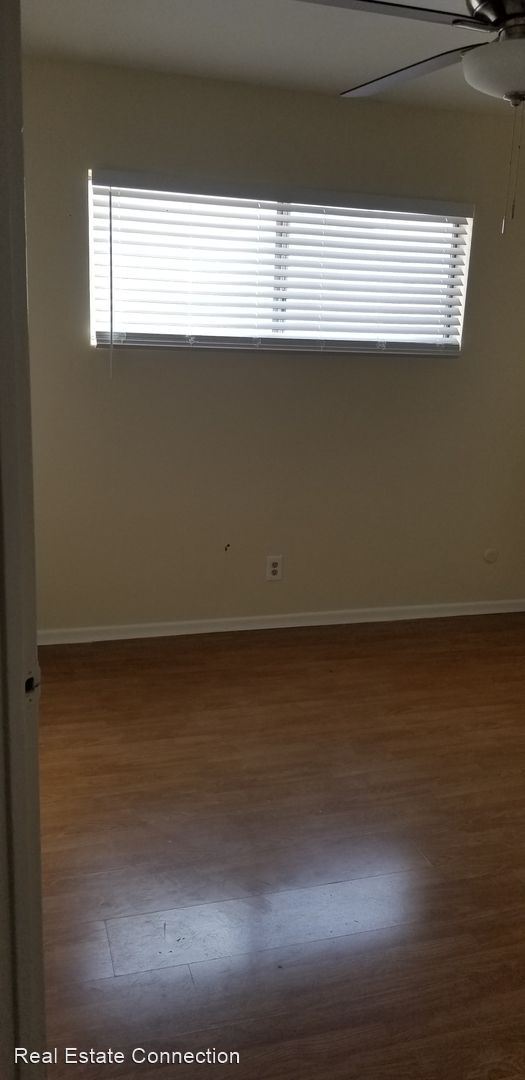 Building Photo - 13407 Cordary Ave