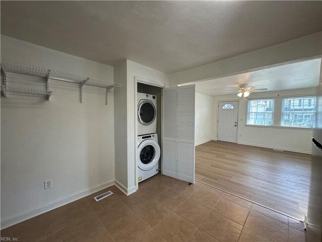 Building Photo - Adorable Ranch Home in Sherwood Forest!