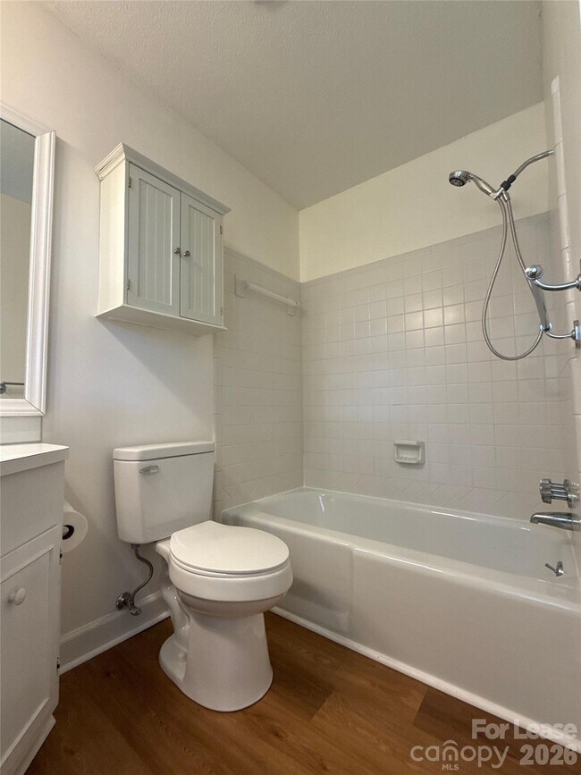 Building Photo - 1150 Cameo Ct