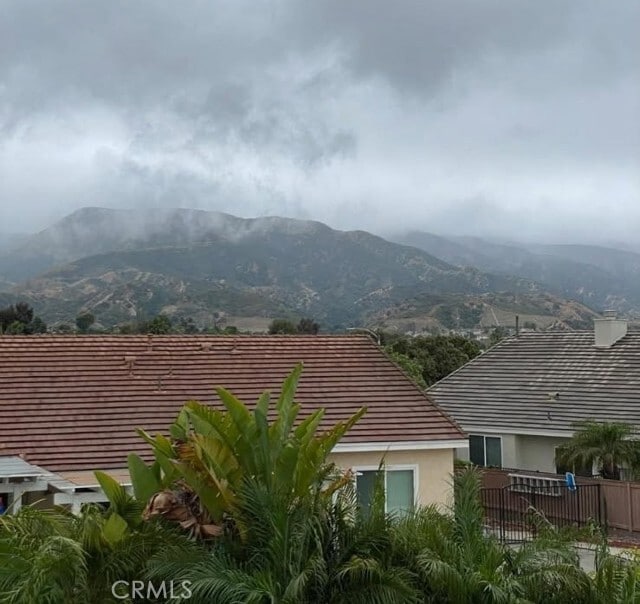 Building Photo - 2938 S Buena Vista Ave