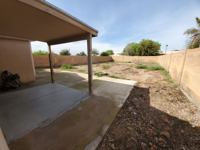 Building Photo - Great 3 Bedroom, Cul-de-Sac, All Appliances!