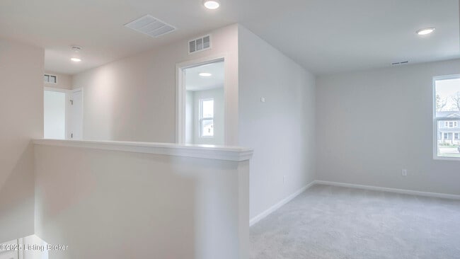 Building Photo - 1850 Washington Blvd