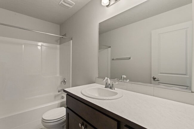 Building Photo - Stunning 3 Bed, 2 Bath Rancher in Spokane Valley!