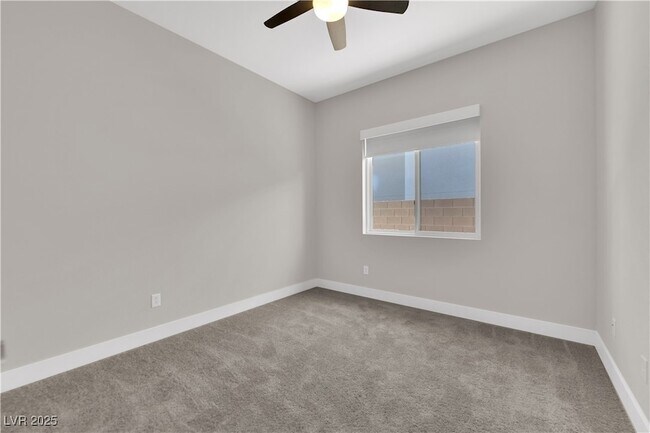 Building Photo - 11032 Rolling Vista Dr