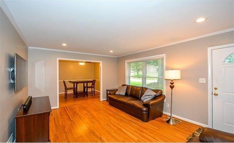 Building Photo - 2563 Dering Ct NE