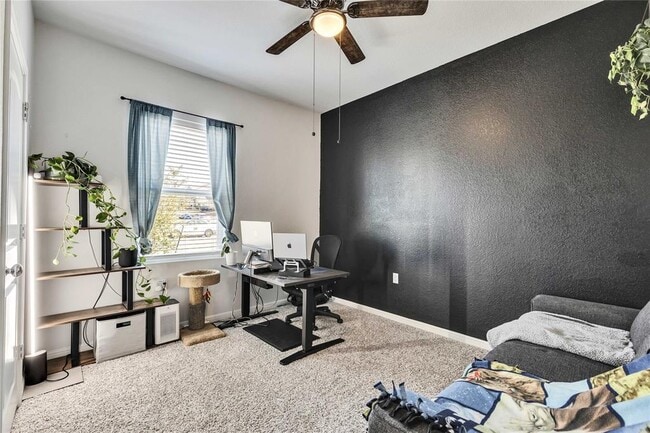 Building Photo - 13004 Titanium St