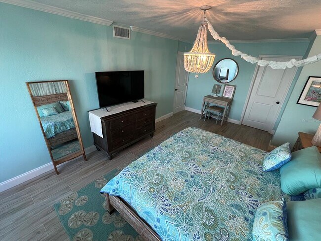 Building Photo - 5541 PUERTA DEL SOL Blvd