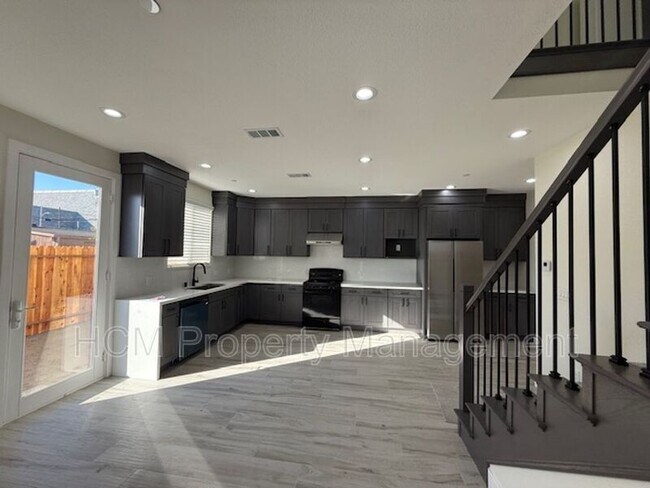 Building Photo - 7761 16th St