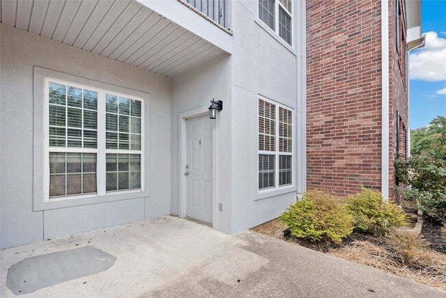 Building Photo - 801 Luther W St