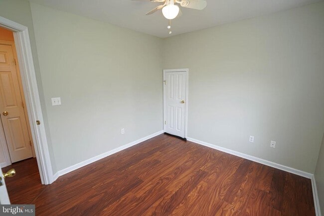 Building Photo - 1331 Aspen Dr