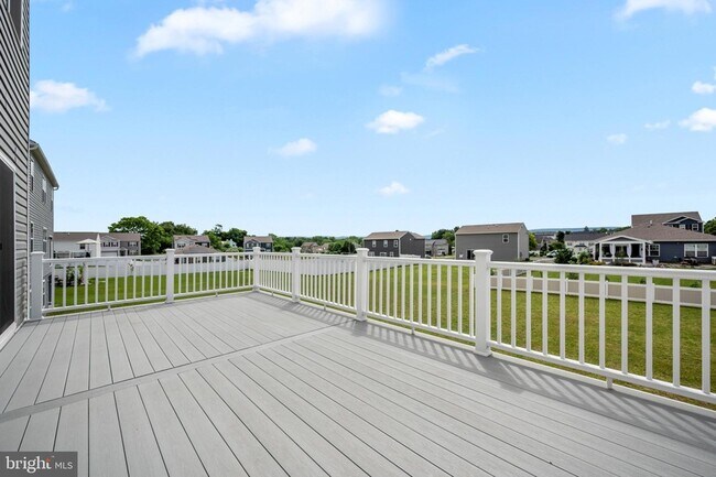 Building Photo - 504 Harper Dr