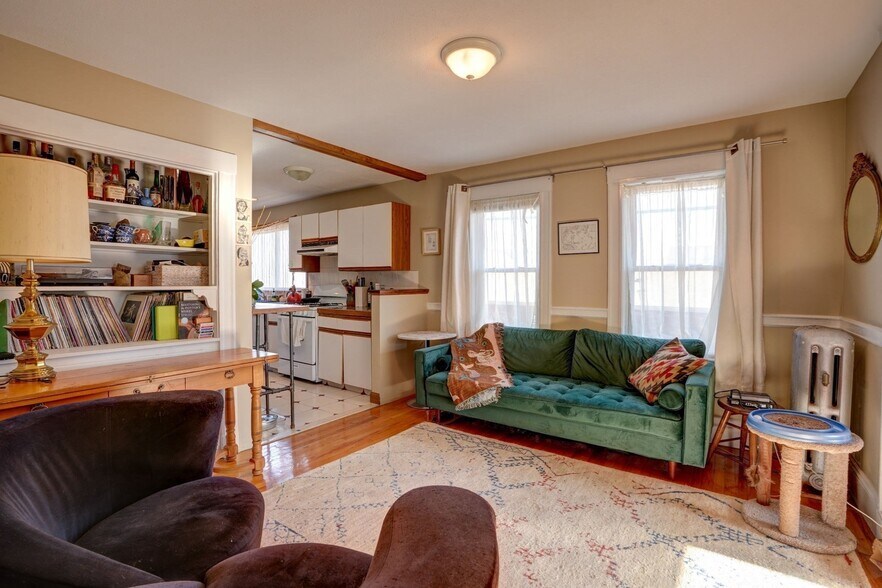 Building Photo - 77 2nd St