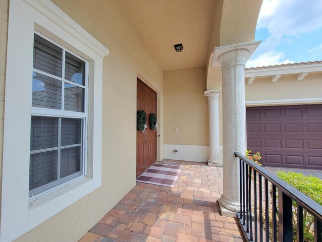 Building Photo - 183 Rudder Cay Way