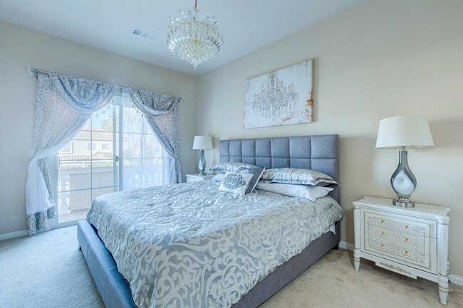 Building Photo - 7748 Jacaranda Hill Ct