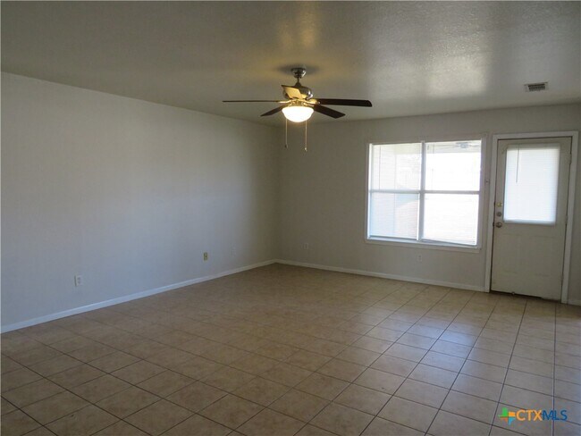 Building Photo - 4603 Telluride Dr