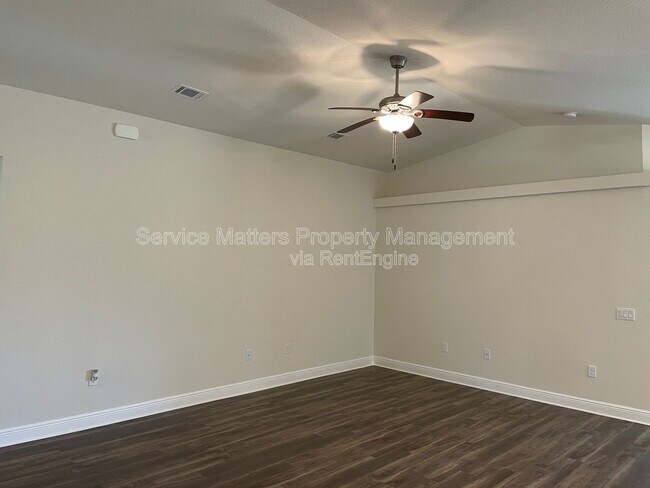 Building Photo - 5184 Peach Dr