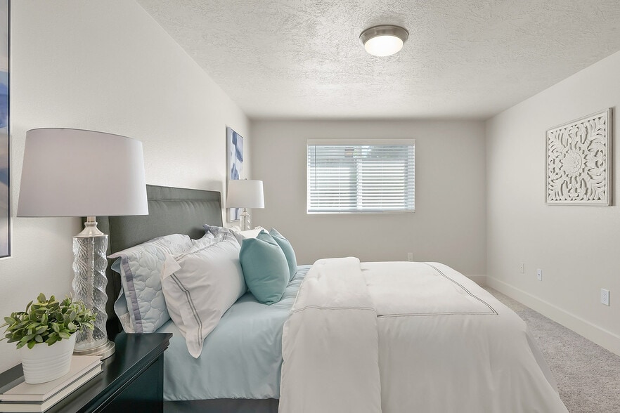 pacificcrest-stanleyphoto-0527-Unit43-05 - Pacific Crest