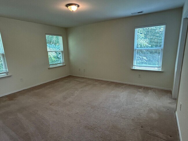 Building Photo - 3 Bedroom | 2.5 Bath Home in Raleigh - Fen...