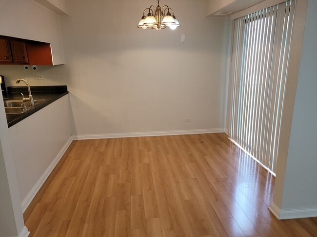 Building Photo - 80 Commonwealth Ct