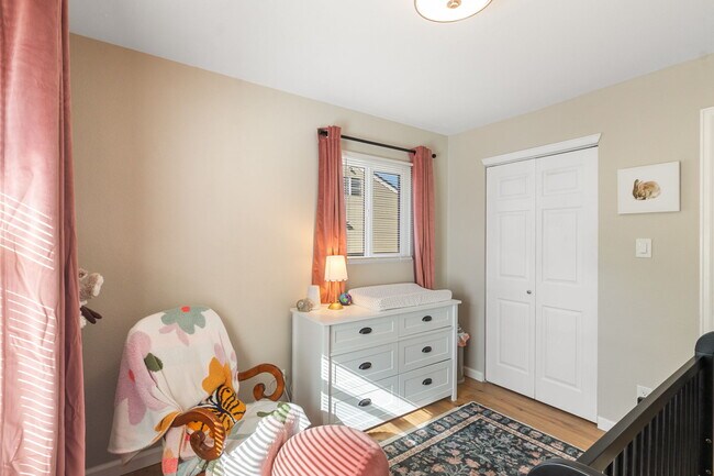 Building Photo - 3040 Garland Terrace