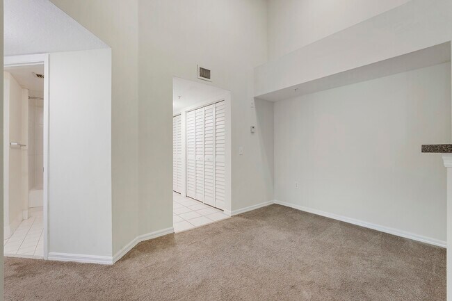 Building Photo - 4171 San Marino Blvd