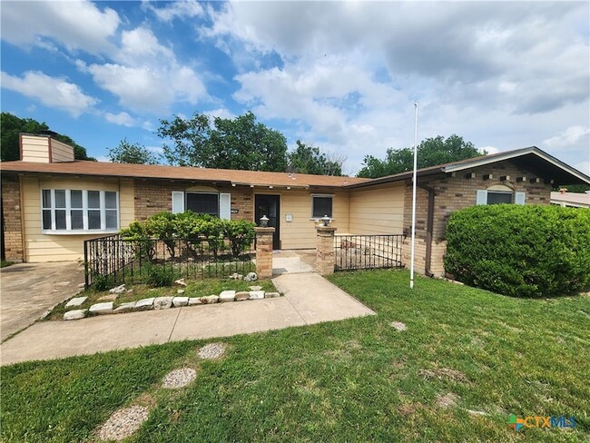 Primary Photo - 1509 Ronstan Dr
