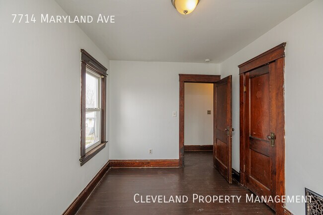 Building Photo - Beautiful Single Family Home!