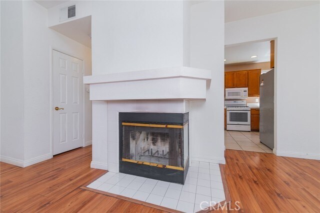 Building Photo - 864 Bramble Ln