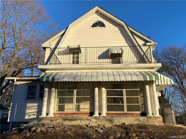 Building Photo - 130 NY-17K
