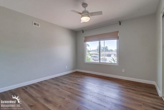 Building Photo - Stunningly Updated 3Bdm 2Ba Home Nearby Lake Murray!