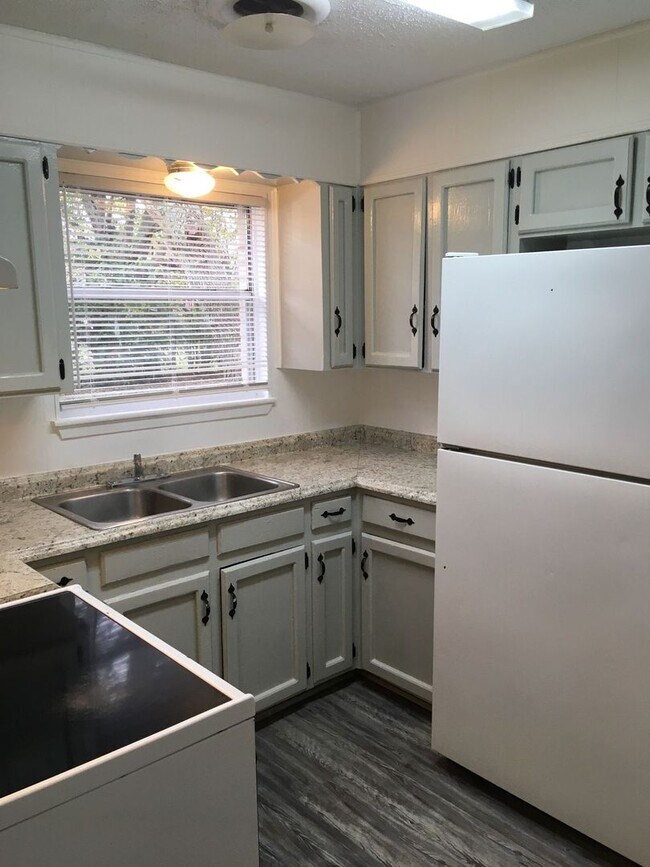 Building Photo - COMING SOON!