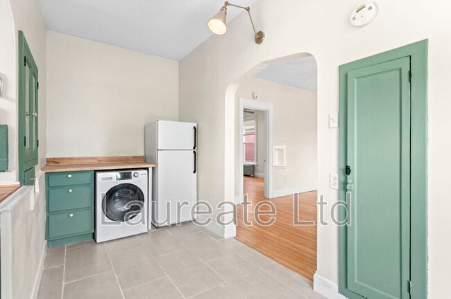 Building Photo - 1432 N Gaylord St