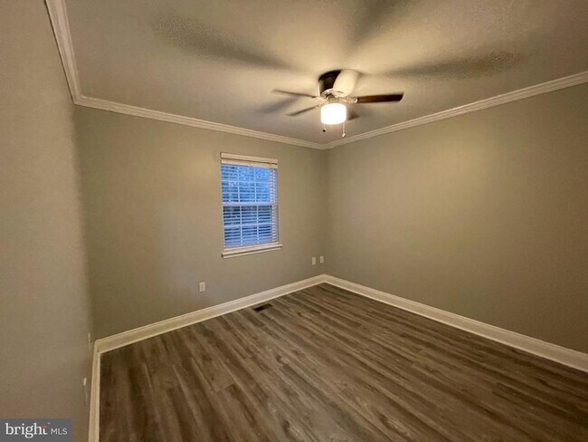 Building Photo - 831 Herring Creek Ct