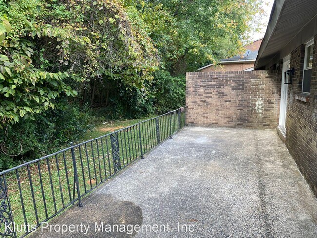 Building Photo - 2 br, 1 bath House - 4805 Malibu Drive