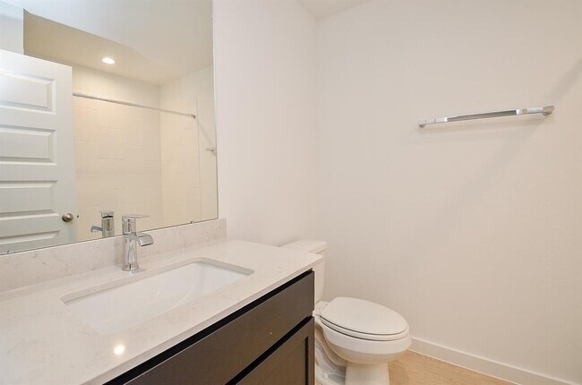 Building Photo - 1218 Isola Bella Dr