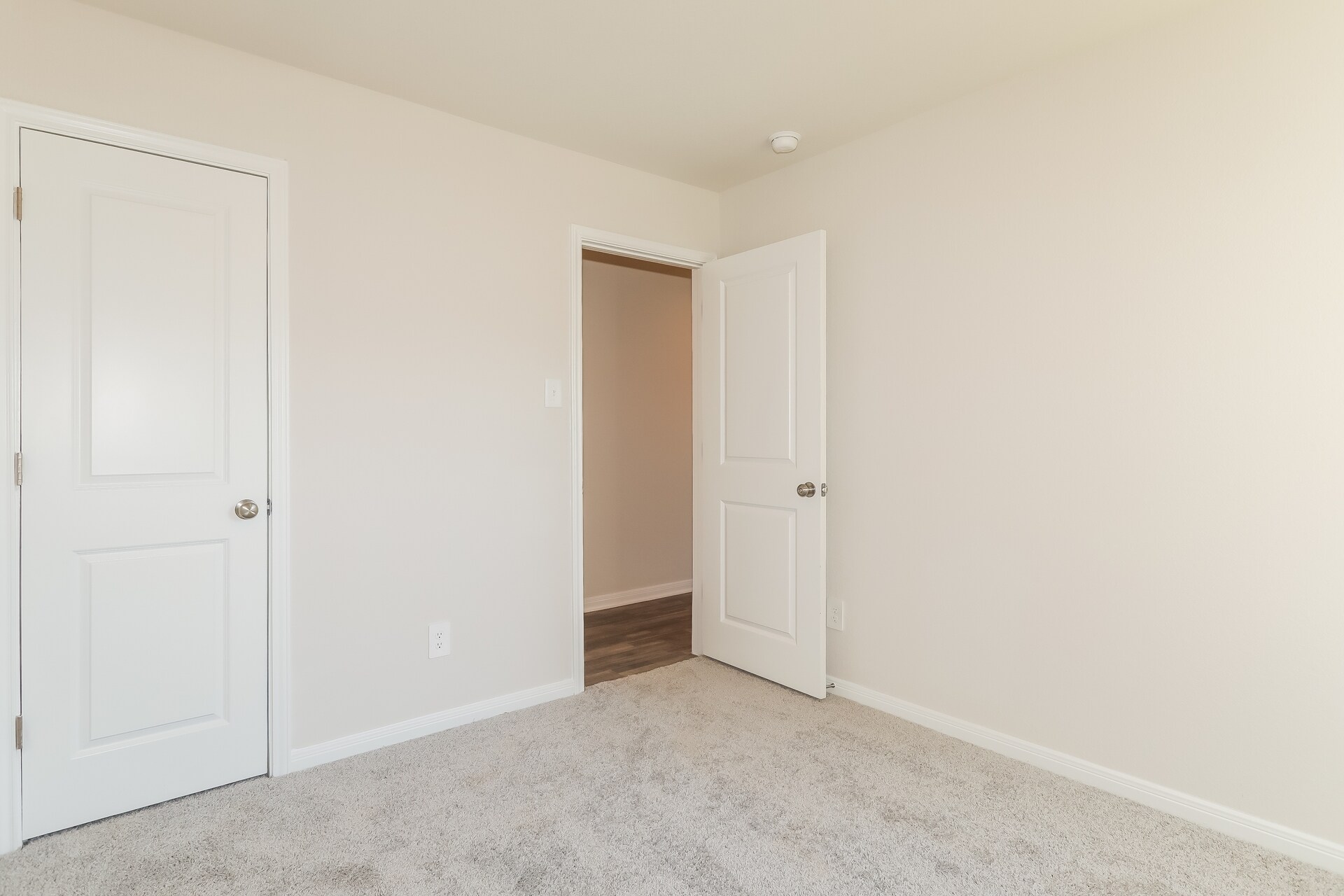 Building Photo - 14187 Green Wing Cir