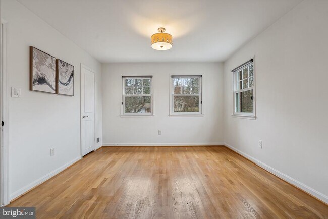 Building Photo - 3116 Wynford Dr