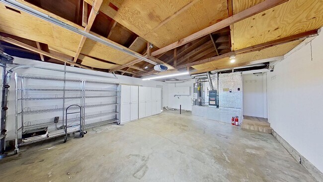 Building Photo - 9092 Brabham Dr