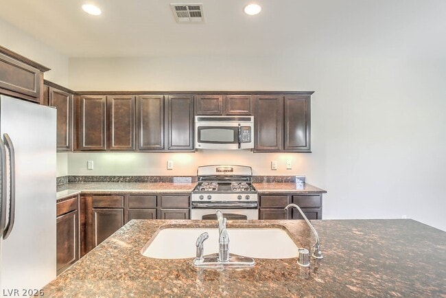 Building Photo - 8366 Stillhouse Ct