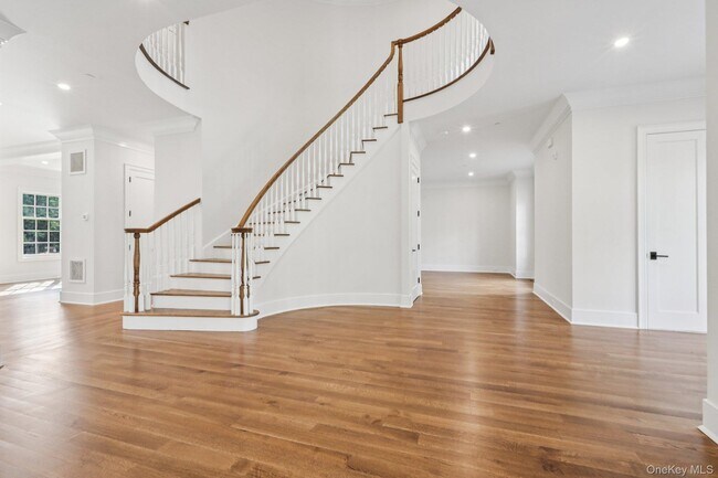 Building Photo - 15 High Point Terrace