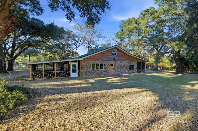 Building Photo - 27522 Burkhardt Dr