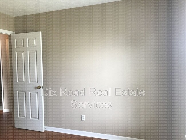 Building Photo - 966 Hathaway Dr